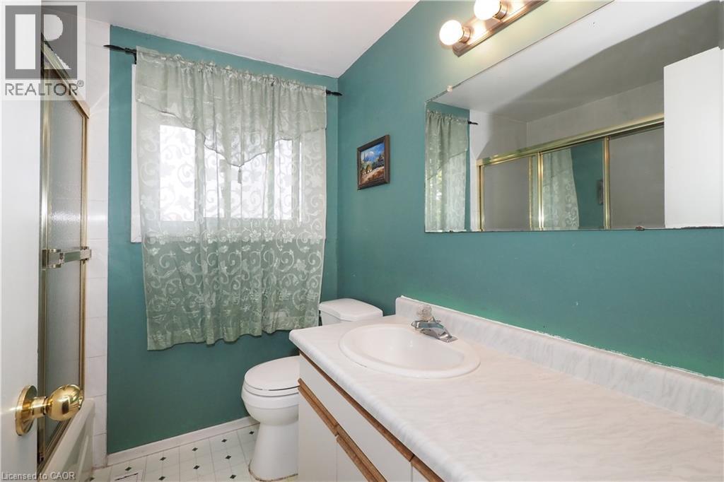 10 BALFOUR Crescent, Kitchener, Ontario, N2C1Z5 — Photo 25