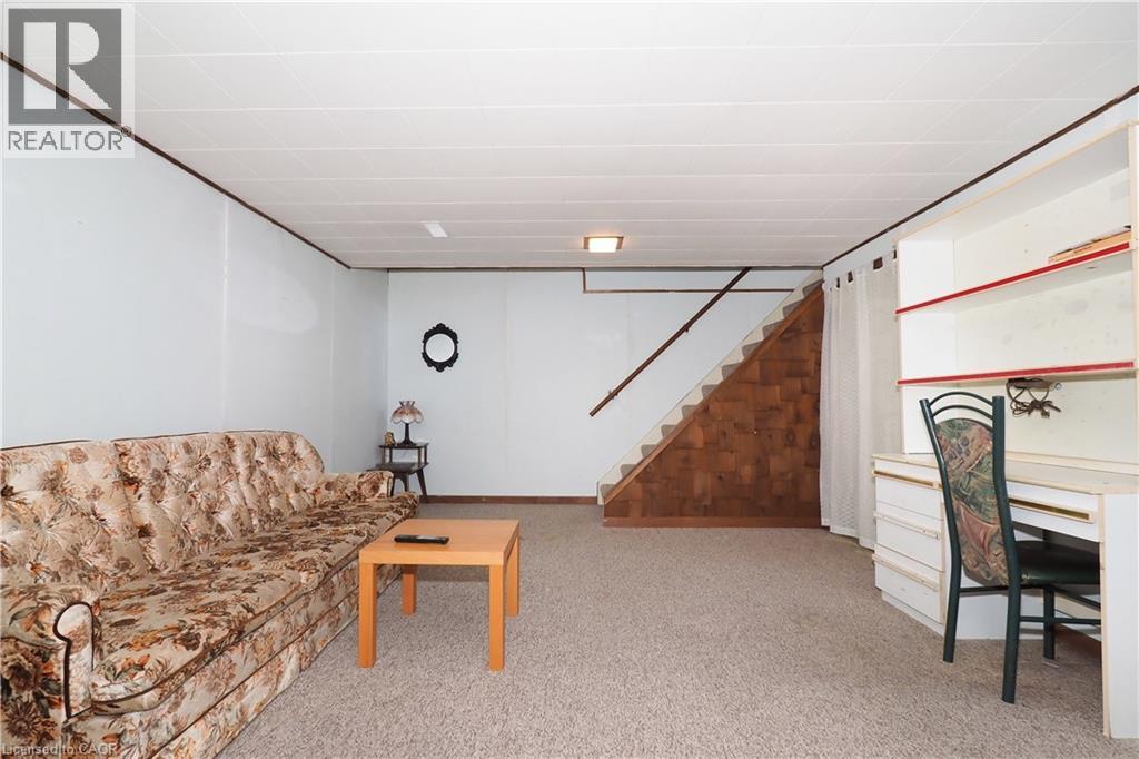 10 BALFOUR Crescent - 29