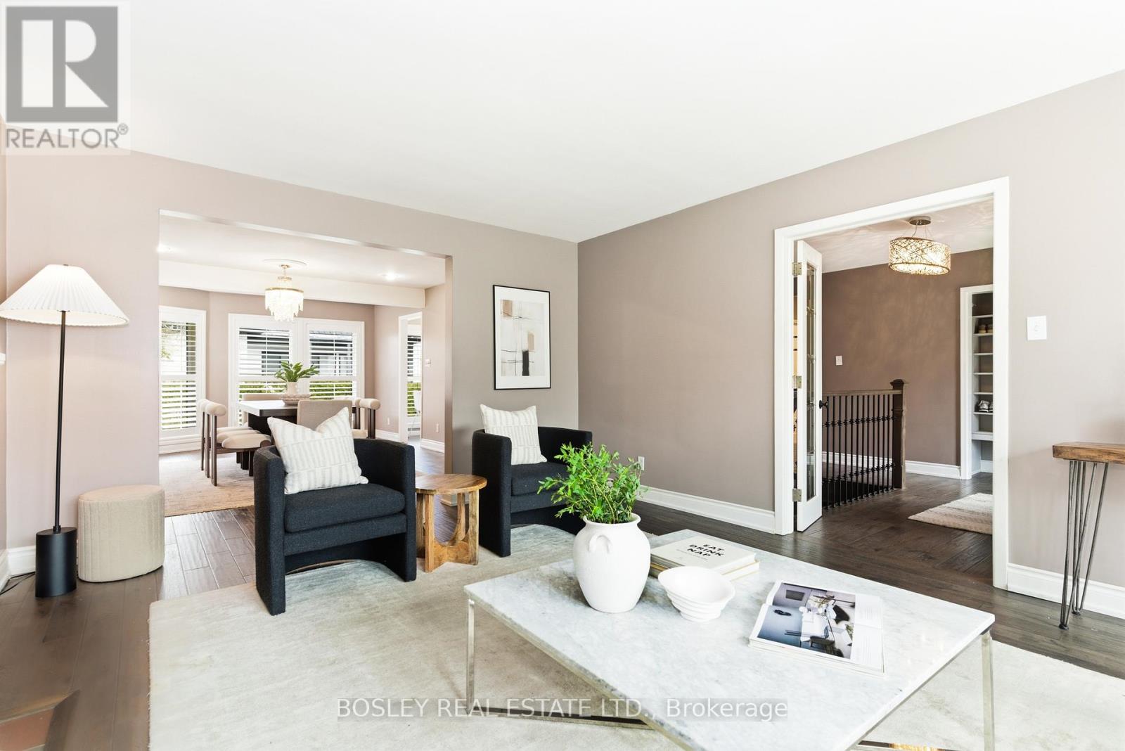 18 TETBURY CRESCENT - 4