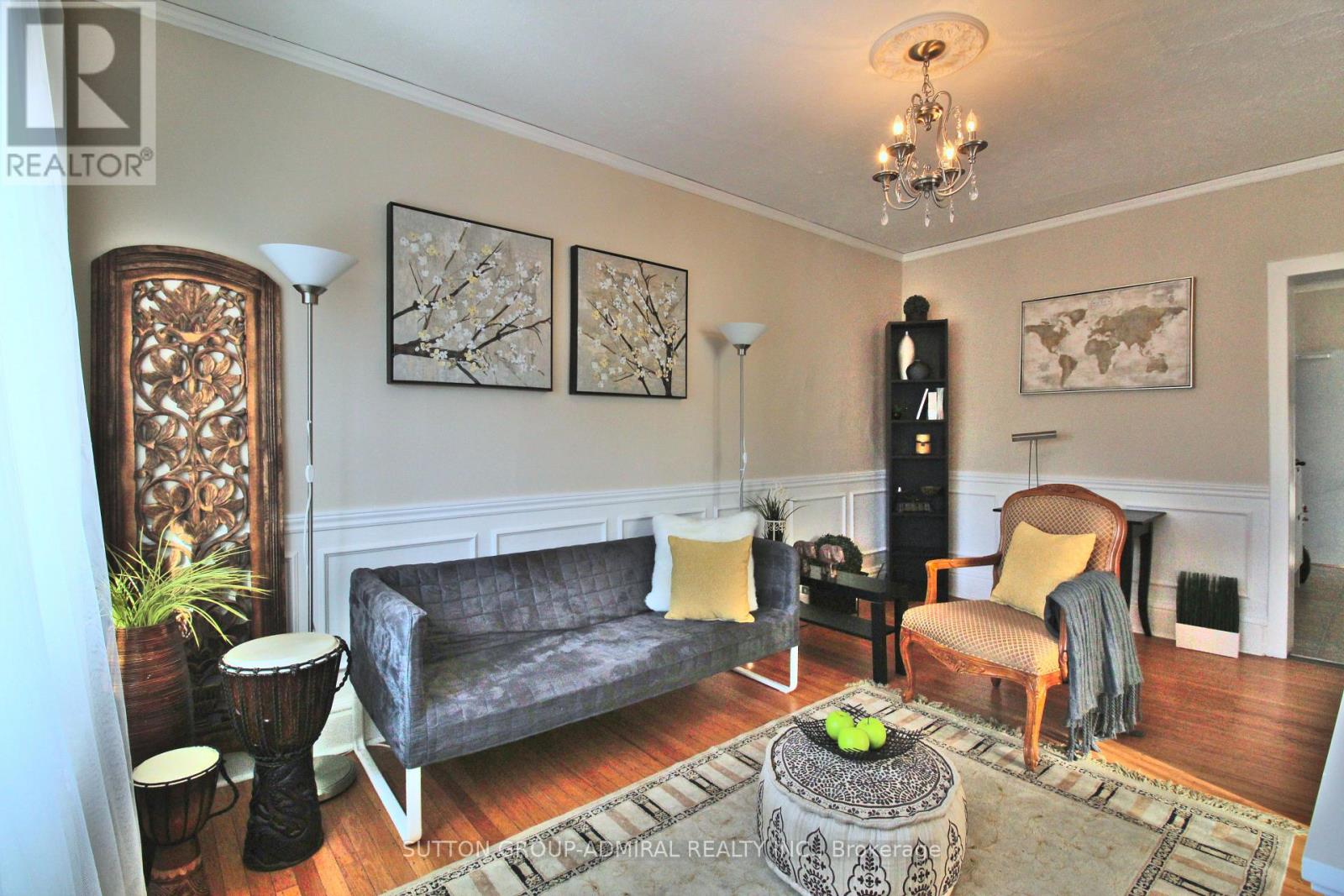 164 WENTWORTH STREET S - 9