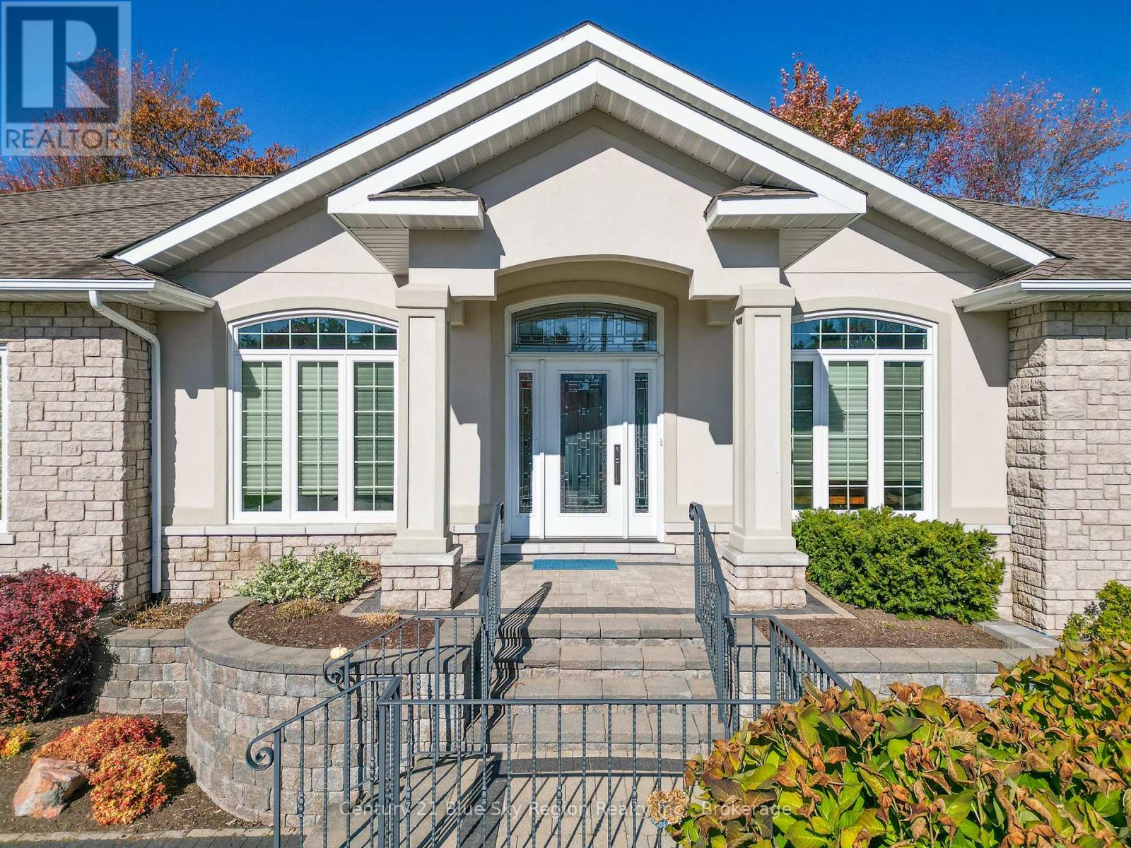 30 VERMONT CRESCENT - 4