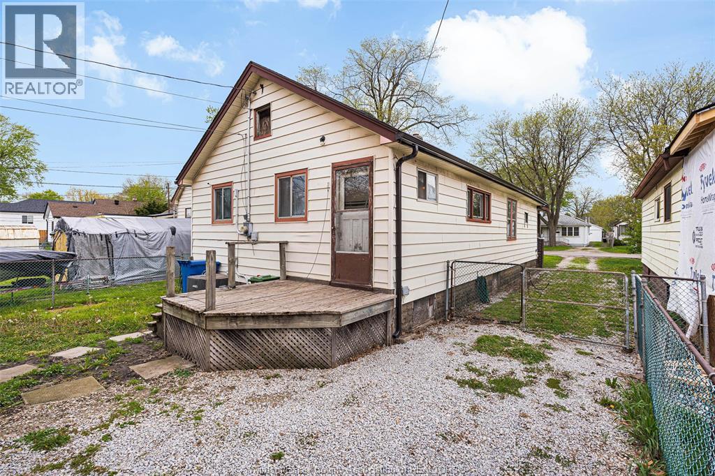 687 ALEXANDRINE, Windsor, Ontario, N0R1A0 — Photo 6