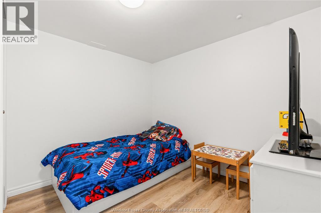 145 LANGTRY, Essex, Ontario, N8M1H1 — Photo 32