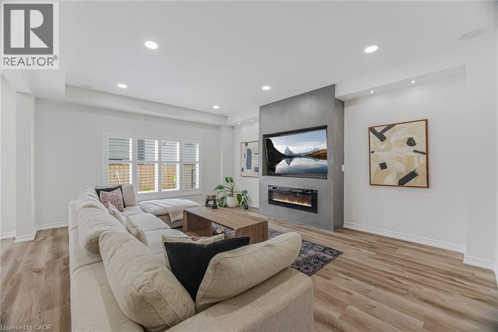 38 LADD Avenue - 19