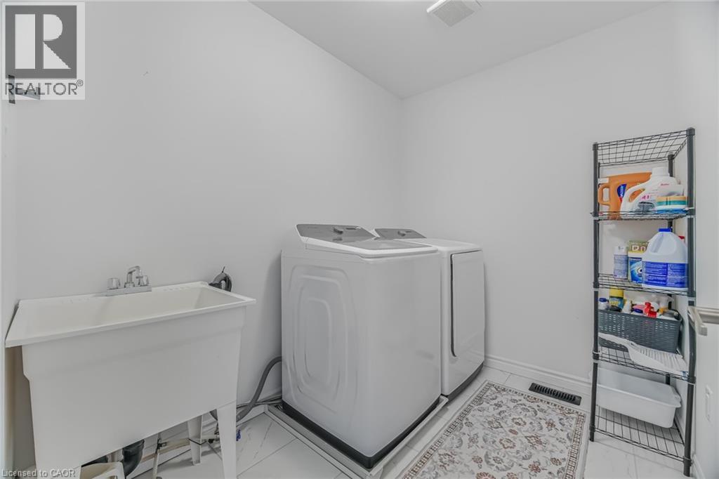 38 LADD Avenue - 38