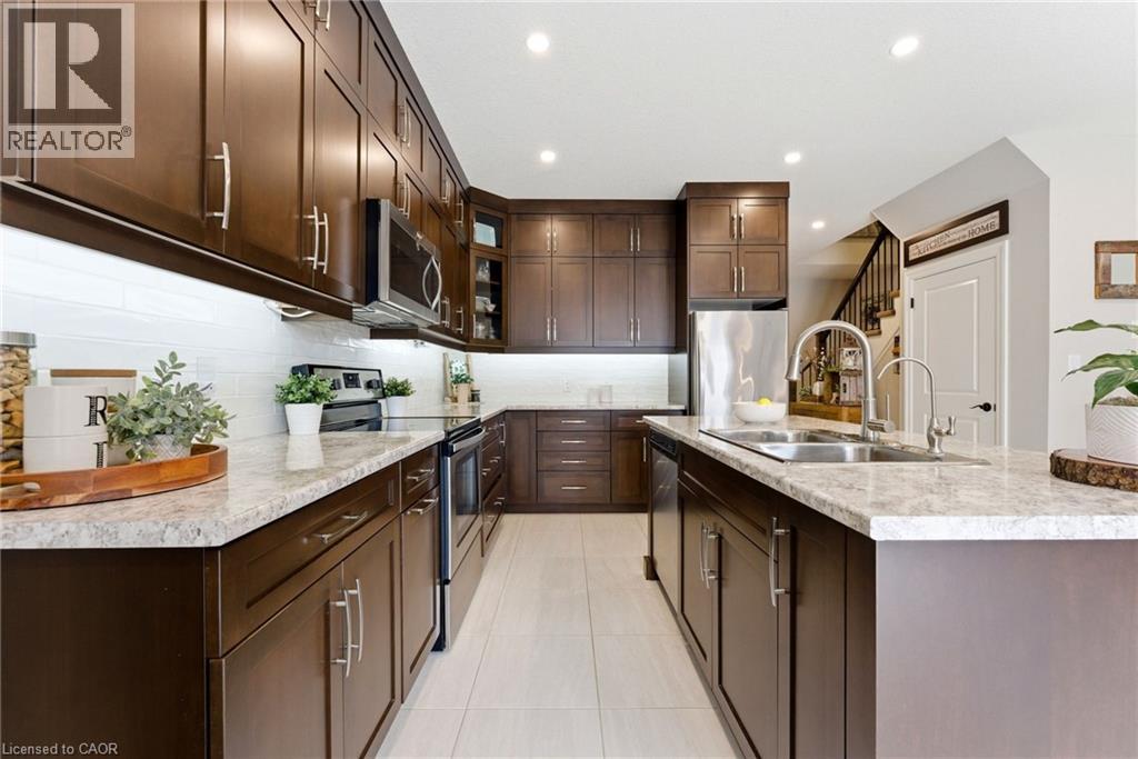50 BUTE Street Unit# 10, Ayr, Ontario, N0B1E0 — Photo 4
