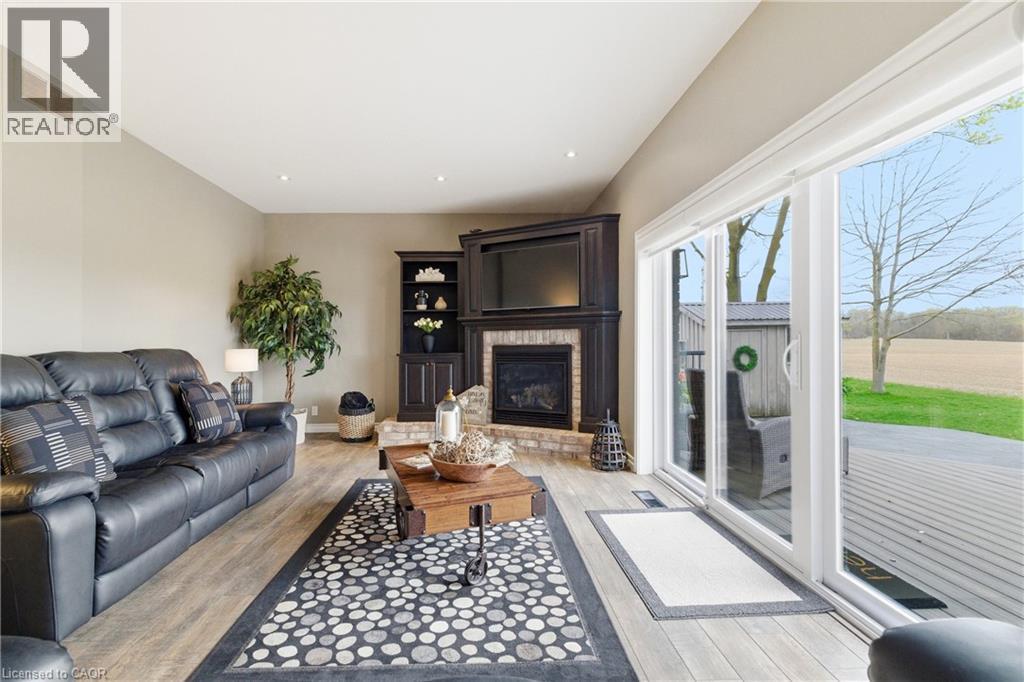 890 PERKIN Crescent, Listowel, Ontario, N4W3R8 — Photo 19