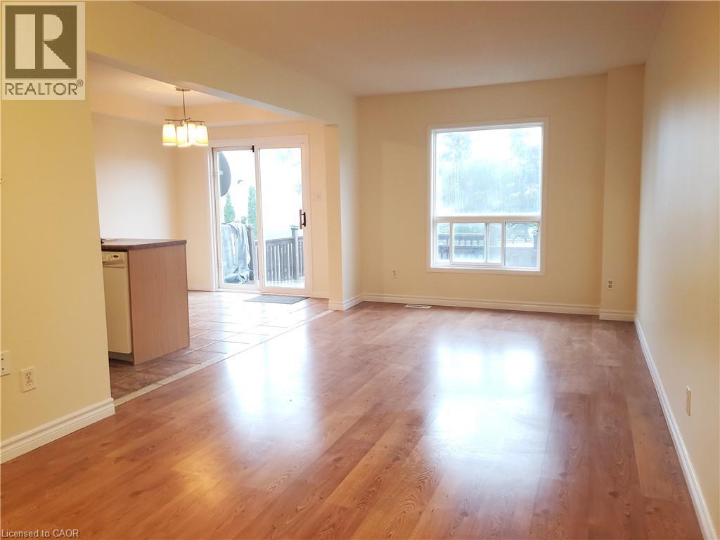 69 SHADYGLEN Drive, Stoney Creek, Ontario, L8J3W8 — Photo 5