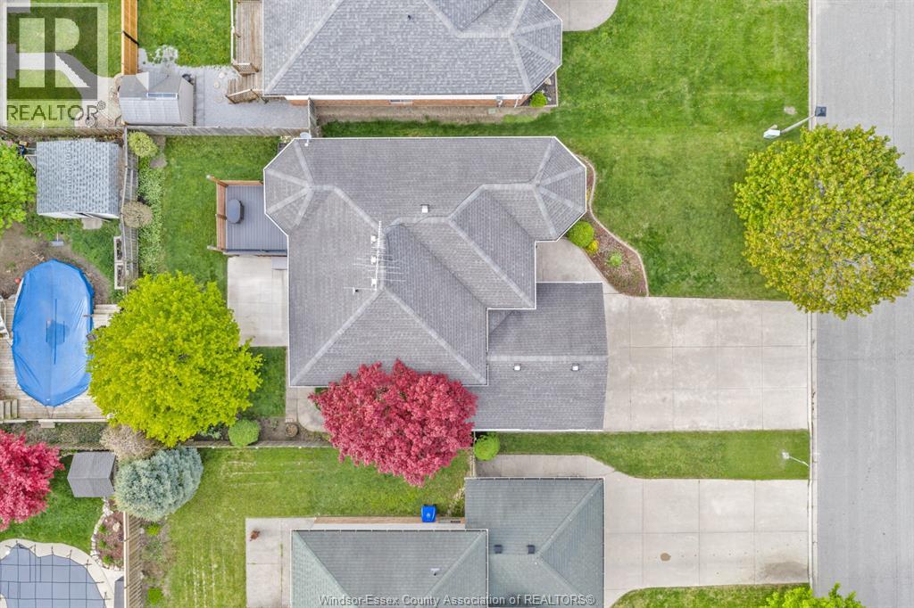 446 BRIAR RIDGE AVENUE - 44