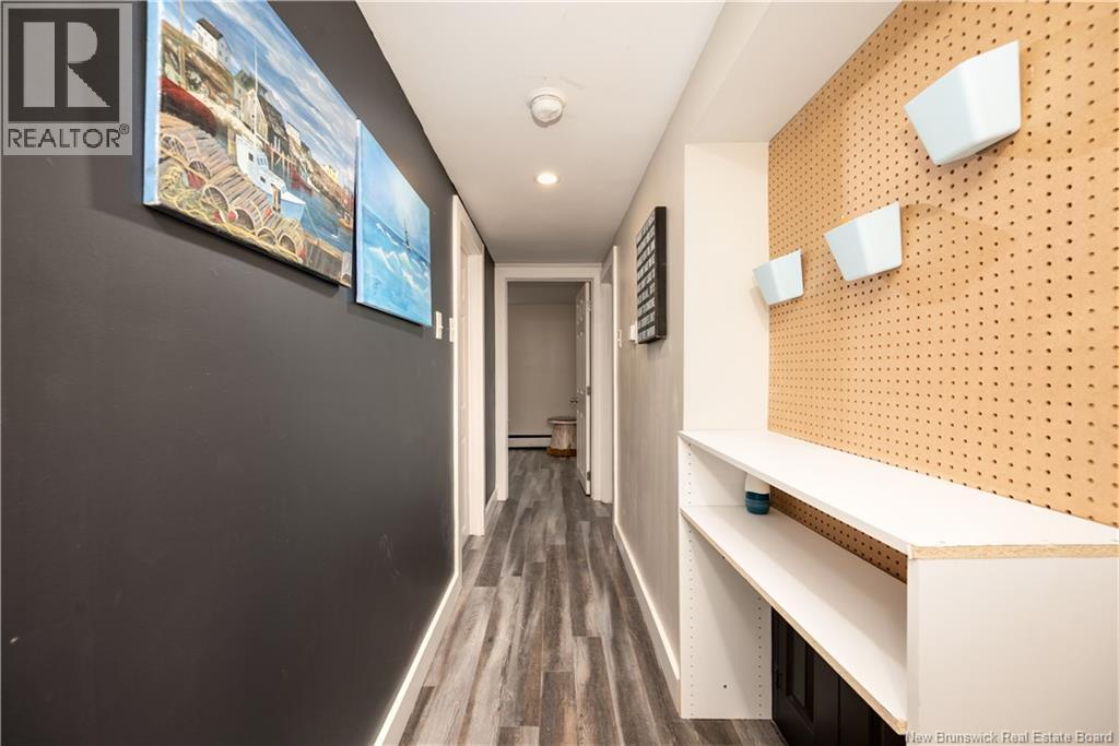 89 Mount Royal Boulevard - 34