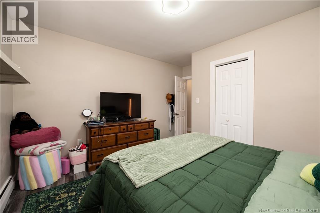 89 Mount Royal Boulevard - 17