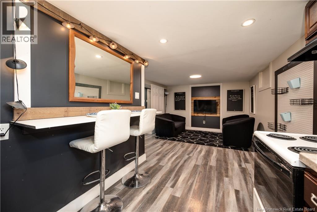 89 Mount Royal Boulevard - 30