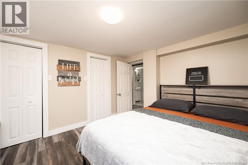 89 Mount Royal Boulevard - 38