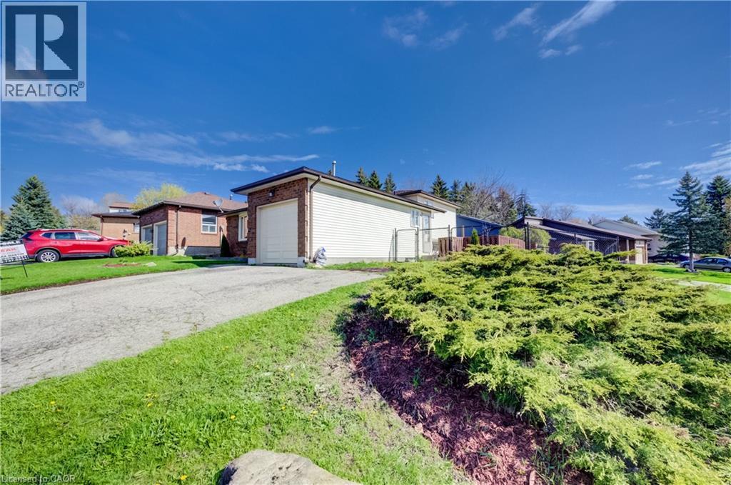 115 WESTVALE Drive - 3