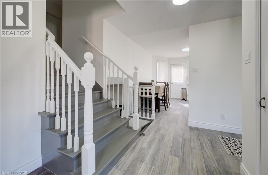 115 WESTVALE Drive - 10