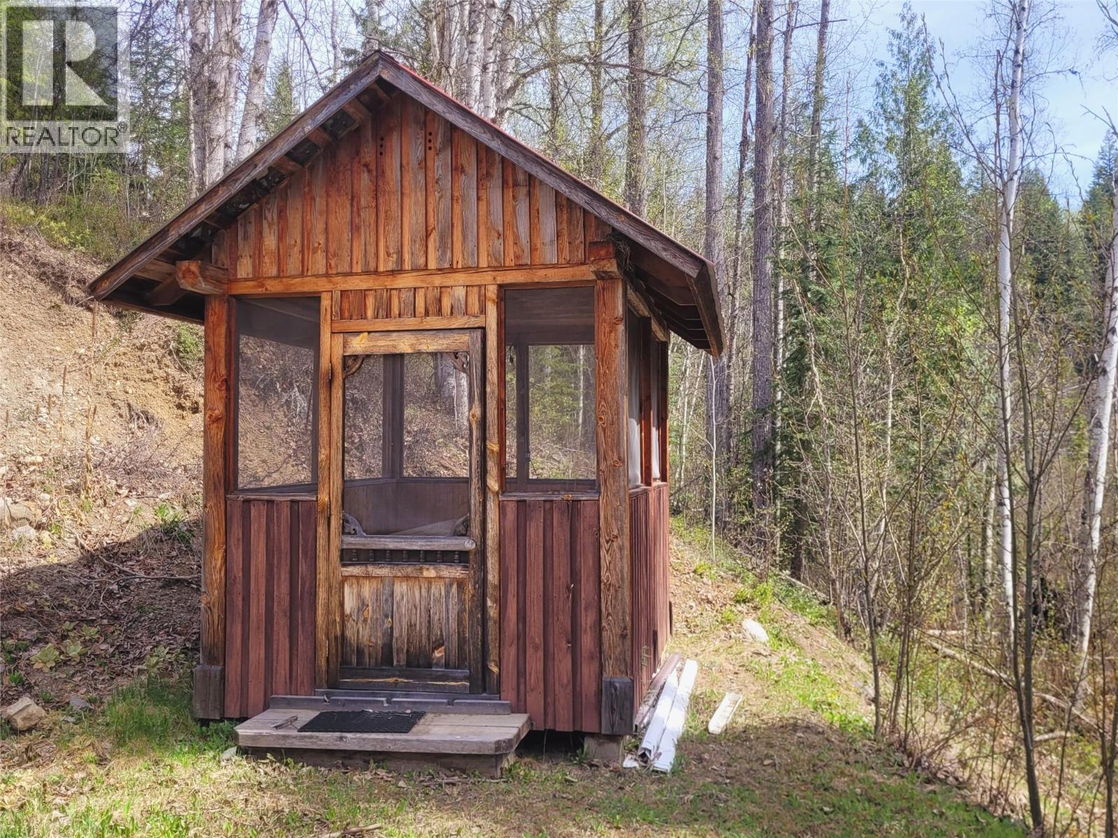 6288 CORRAL Road - 46