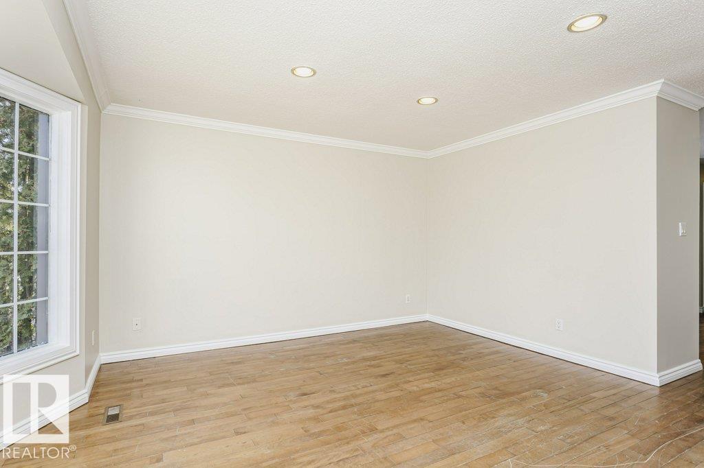 14304 32 ST NW, Edmonton