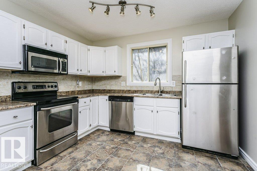14304 32 ST NW, Edmonton