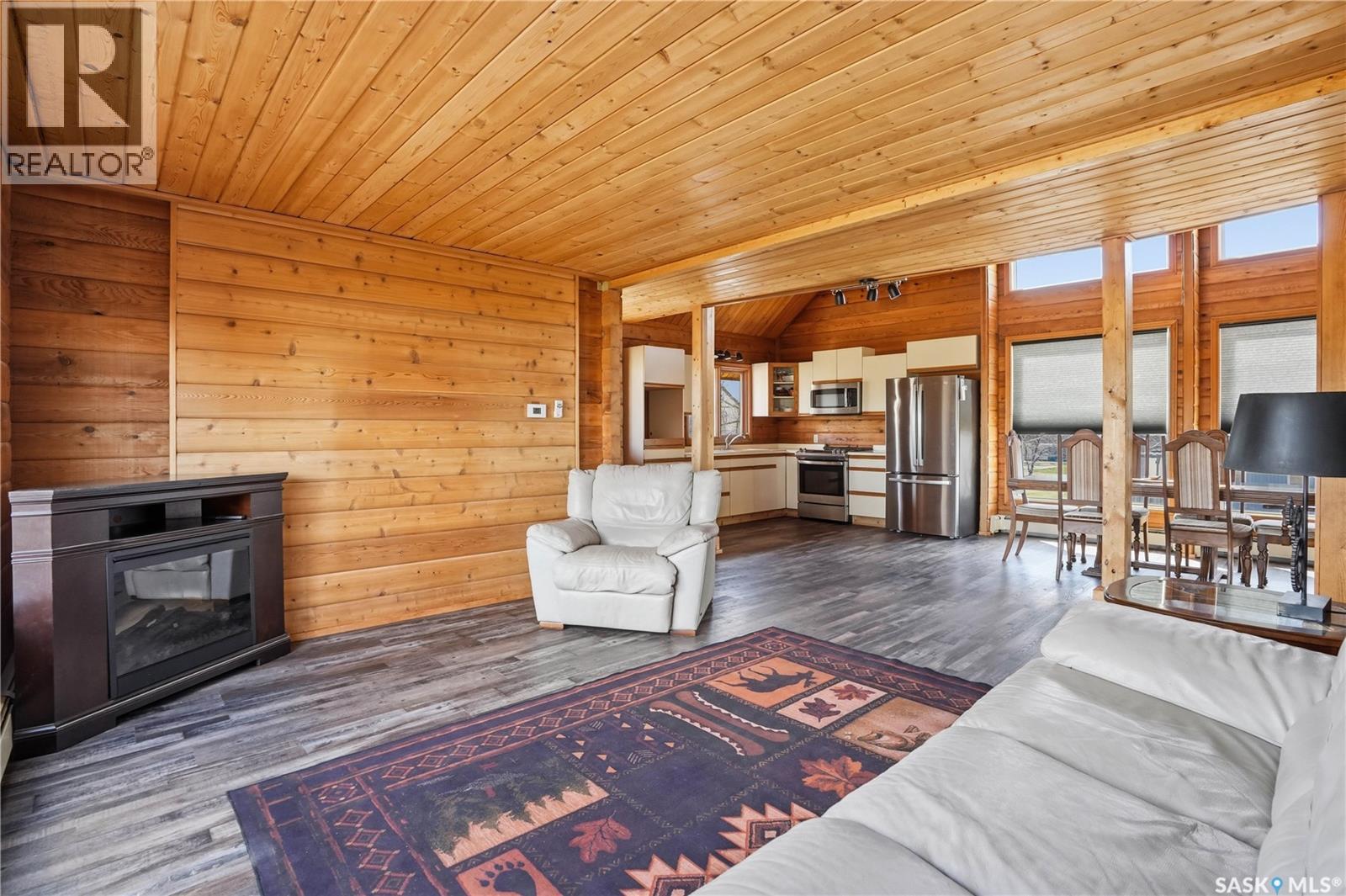 12 Finch CRESCENT - 12