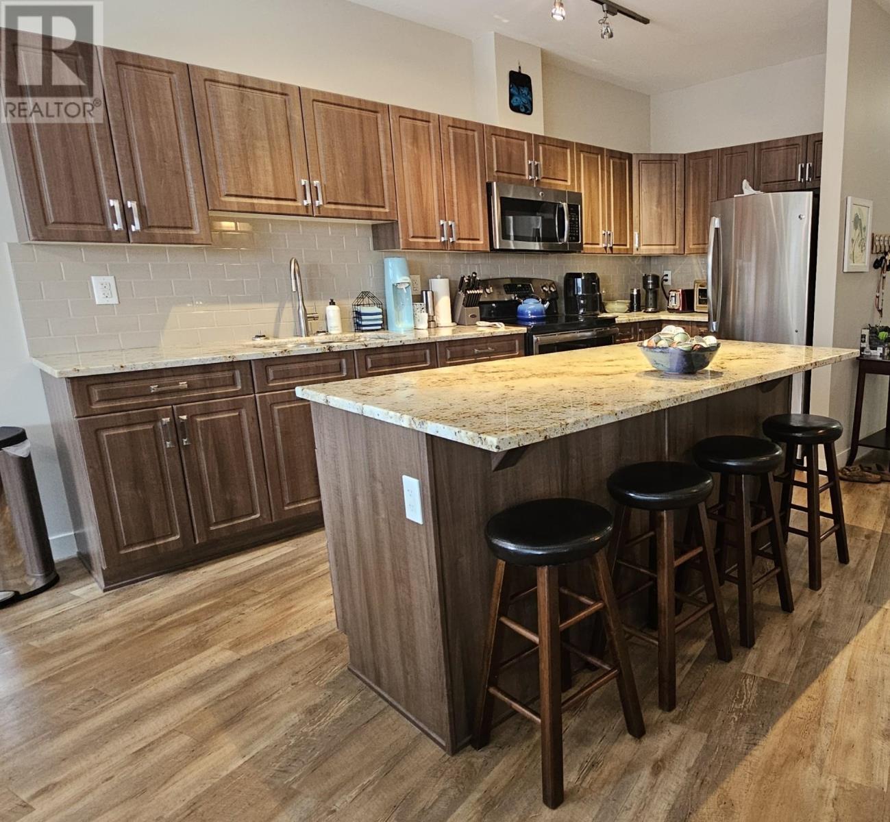 2204 2260 Sleeping Giant PKWY, Thunder Bay, Ontario, P7A0E7 — Photo 4