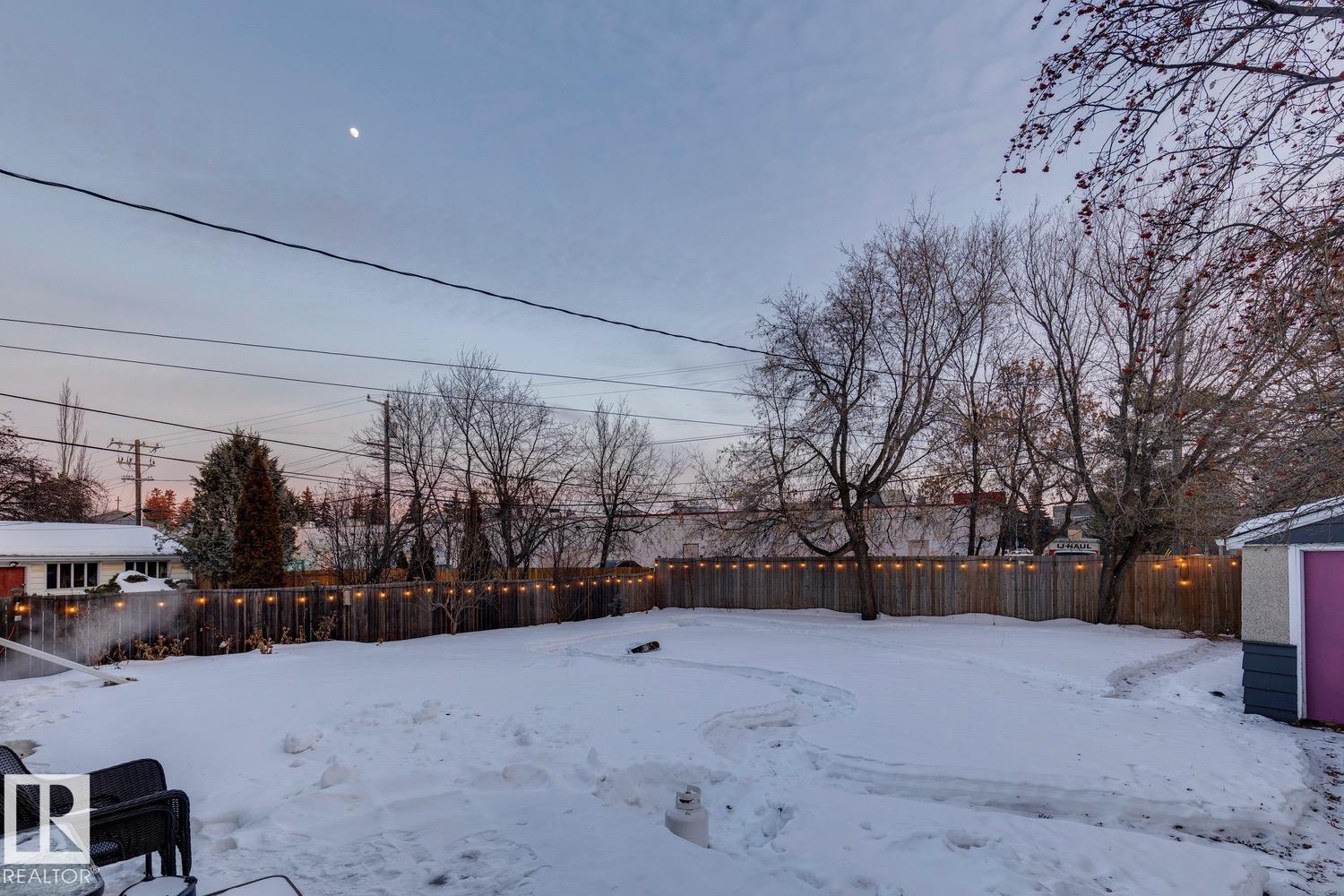 7601 91 AV NW, Edmonton