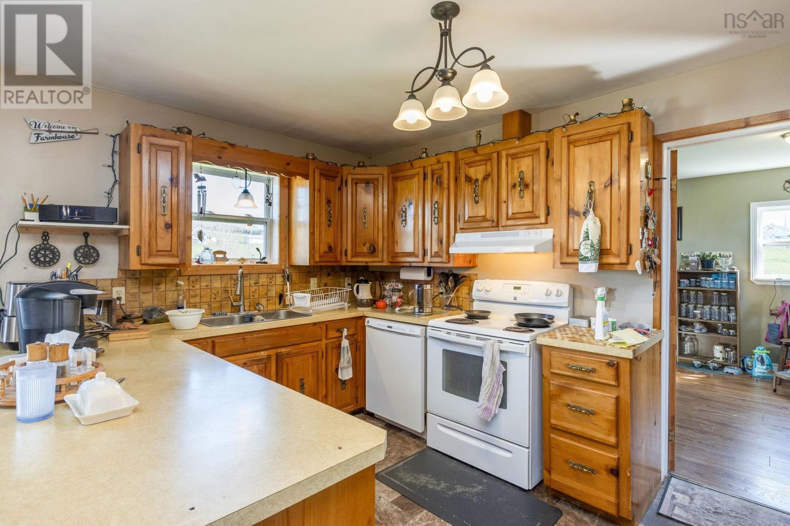 Property 13 of 42 of 427 Brooklyn Rd