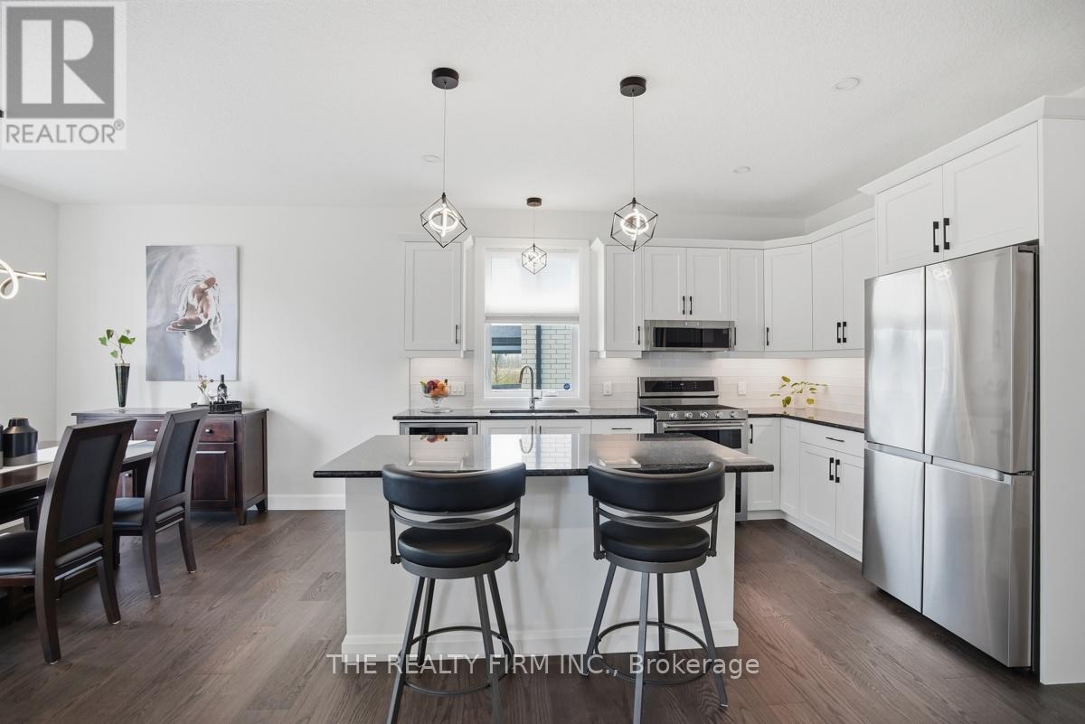 819 GATESTONE ROAD - 8