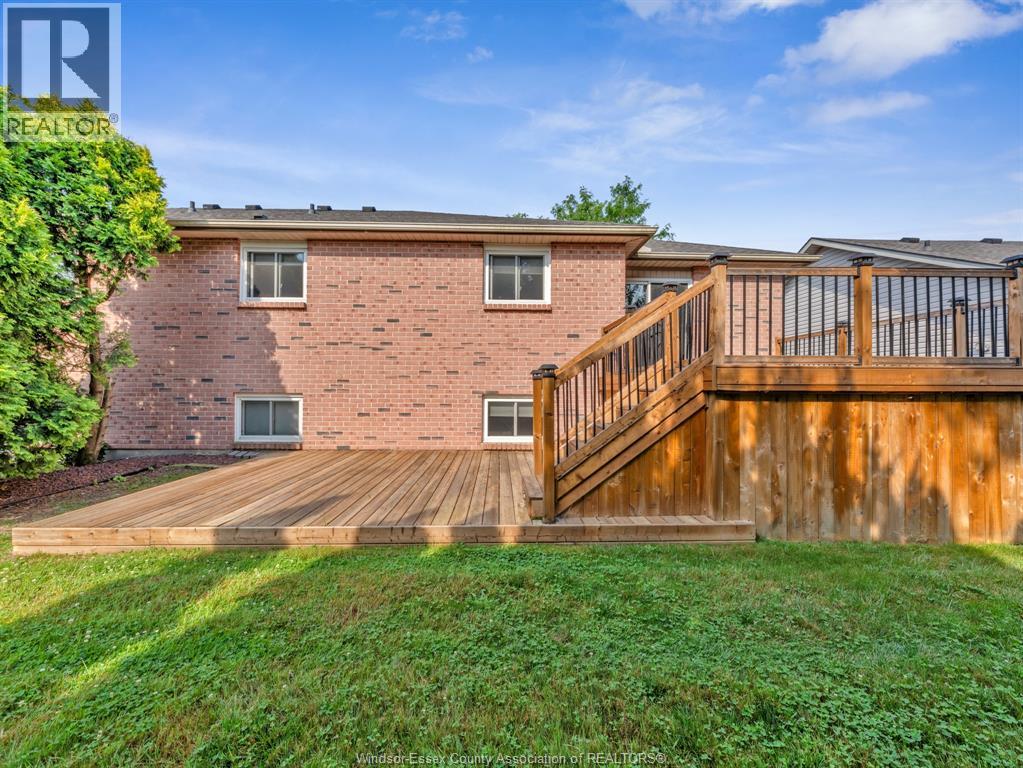 1046 Rendezvous, Windsor, Ontario, N8P1K6 — Photo 33