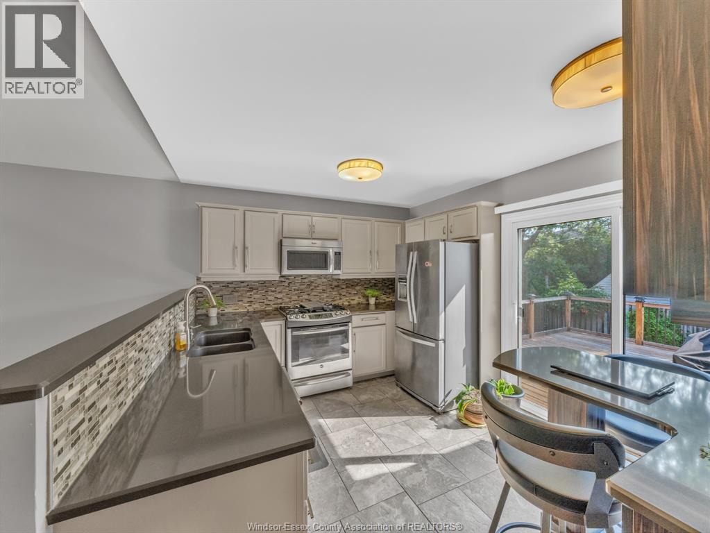 1046 Rendezvous, Windsor, Ontario, N8P1K6 — Photo 8