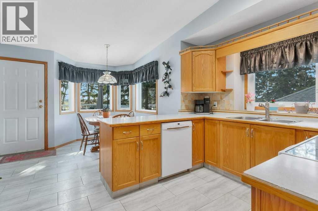 8 Petticoat Lane, Lacombe