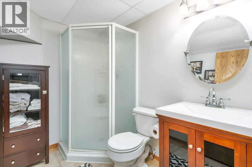 8 Petticoat Lane, Lacombe