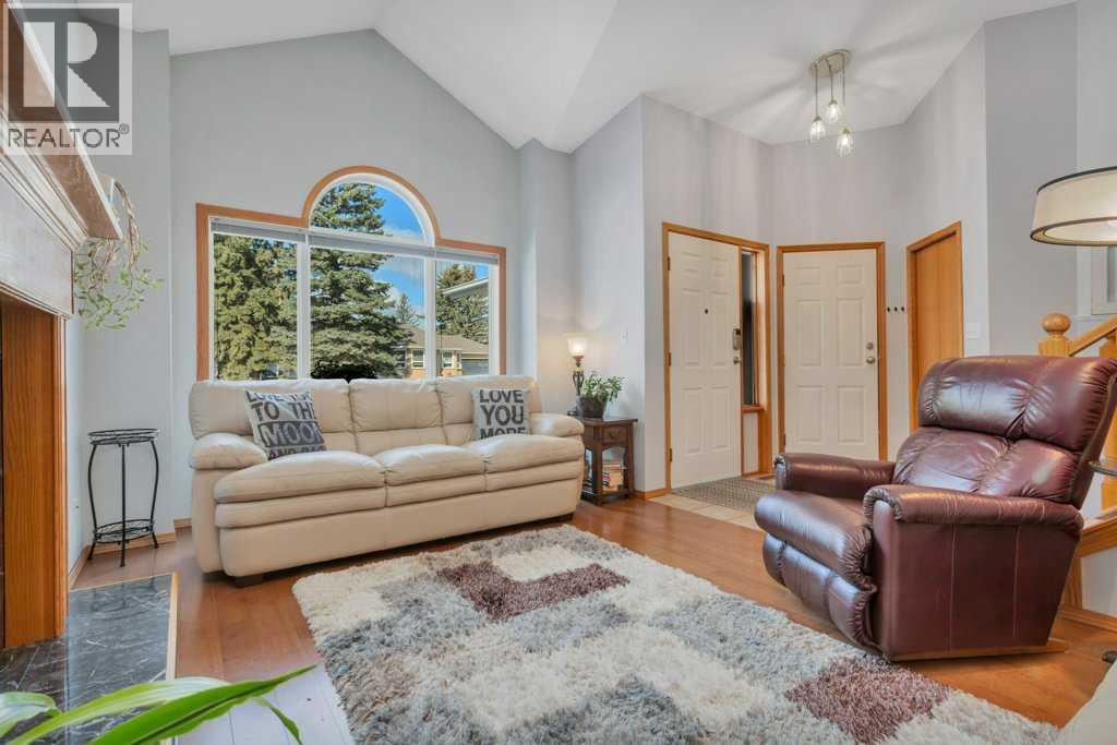 8 Petticoat Lane, Lacombe