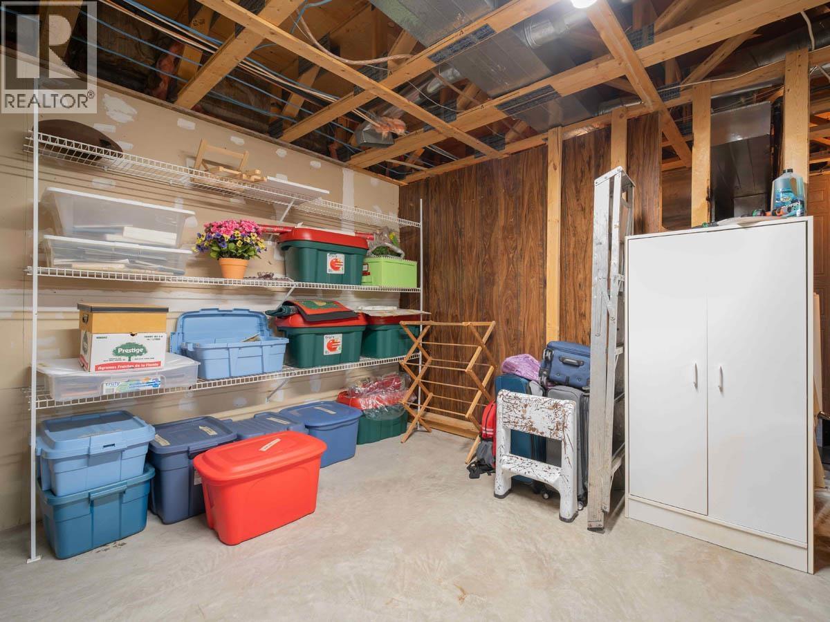 8129 ST LAWRENCE AVENUE - 21