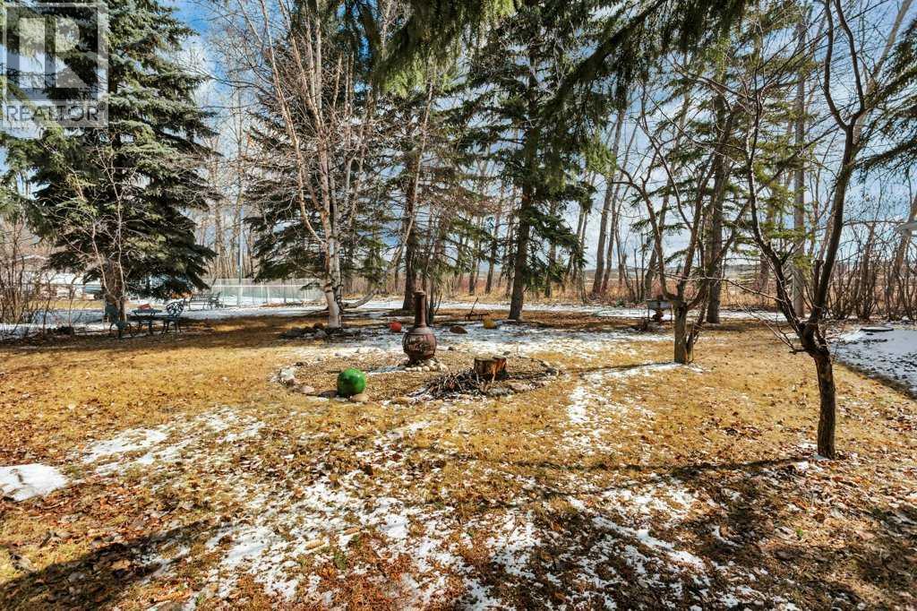 8 Petticoat Lane, Lacombe