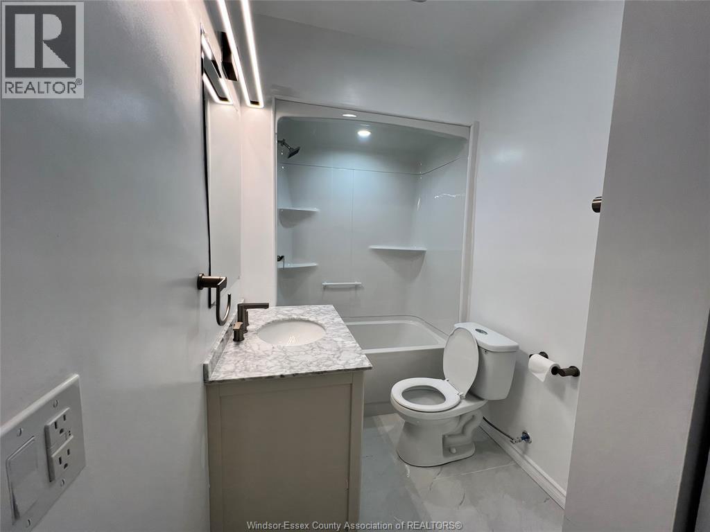 1498 CLEARWATER AVENUE Unit# LOWER, Windsor, Ontario, N8P0E9 — Photo 10