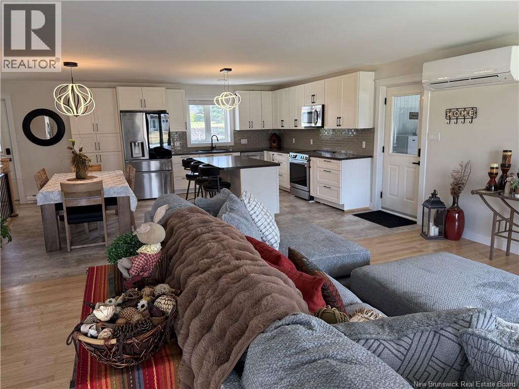 330 Guay Street - 12