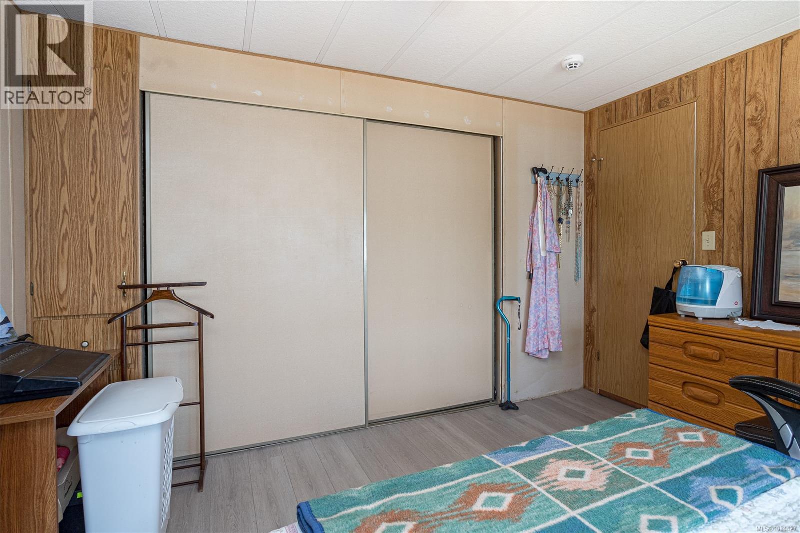 #17 129 Meridian Way - 18