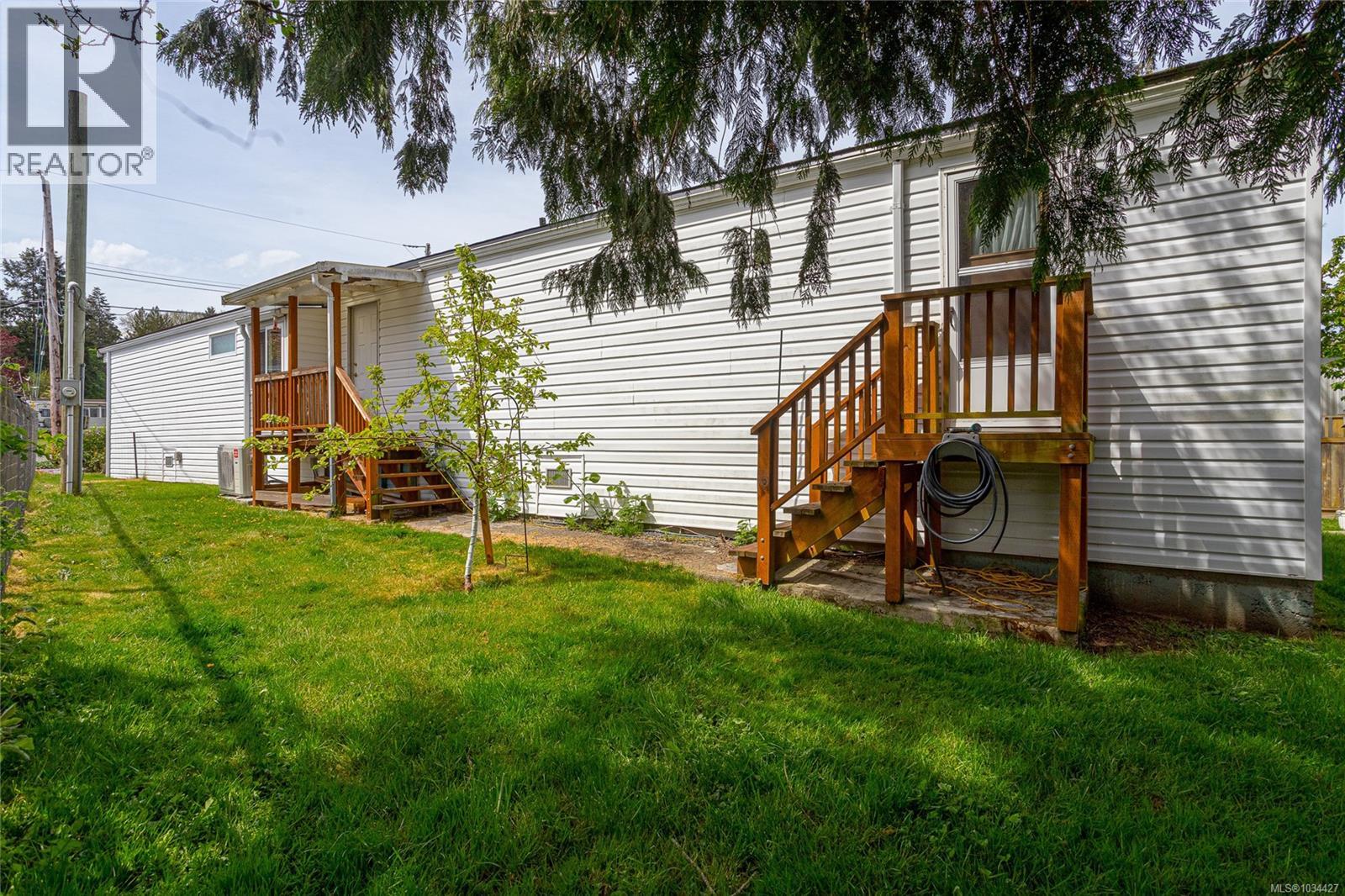 #17 129 Meridian Way - 26