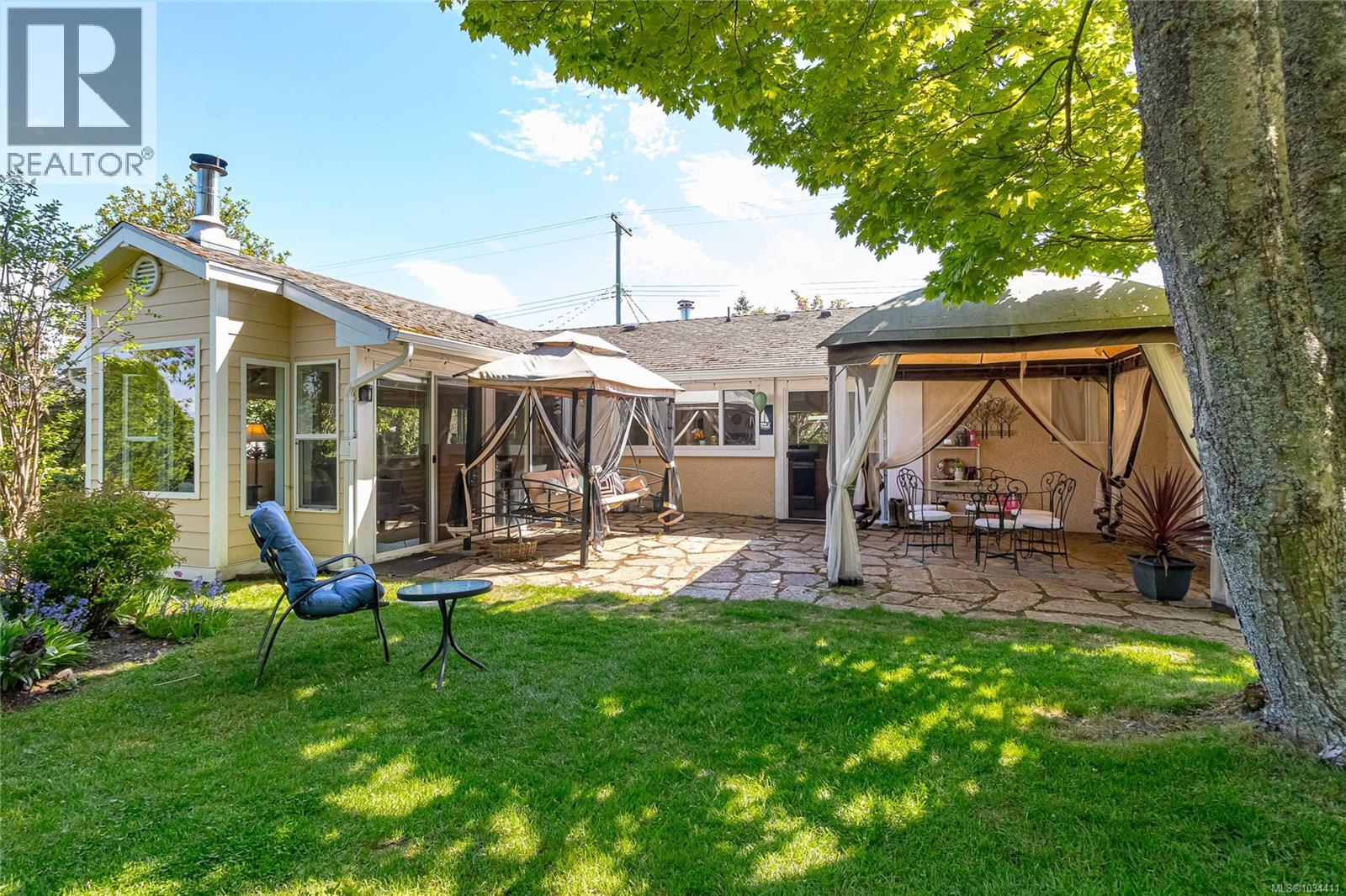 171 Stanford Ave W - 13