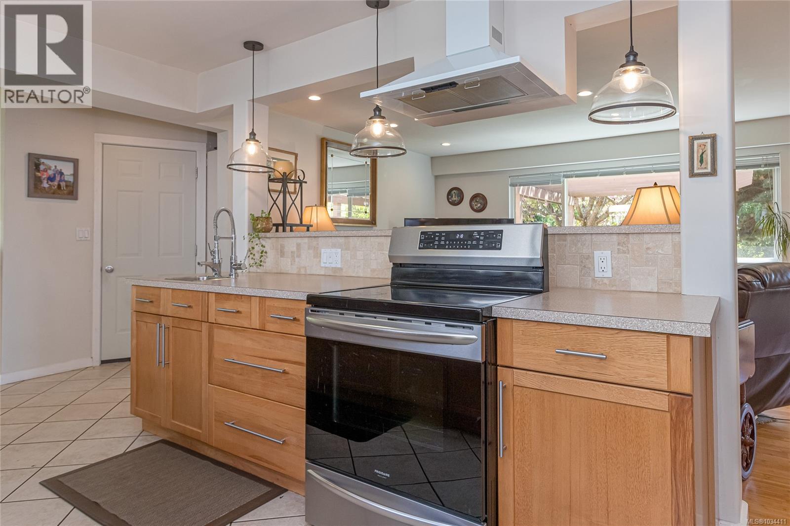 171 Stanford Ave W - 30