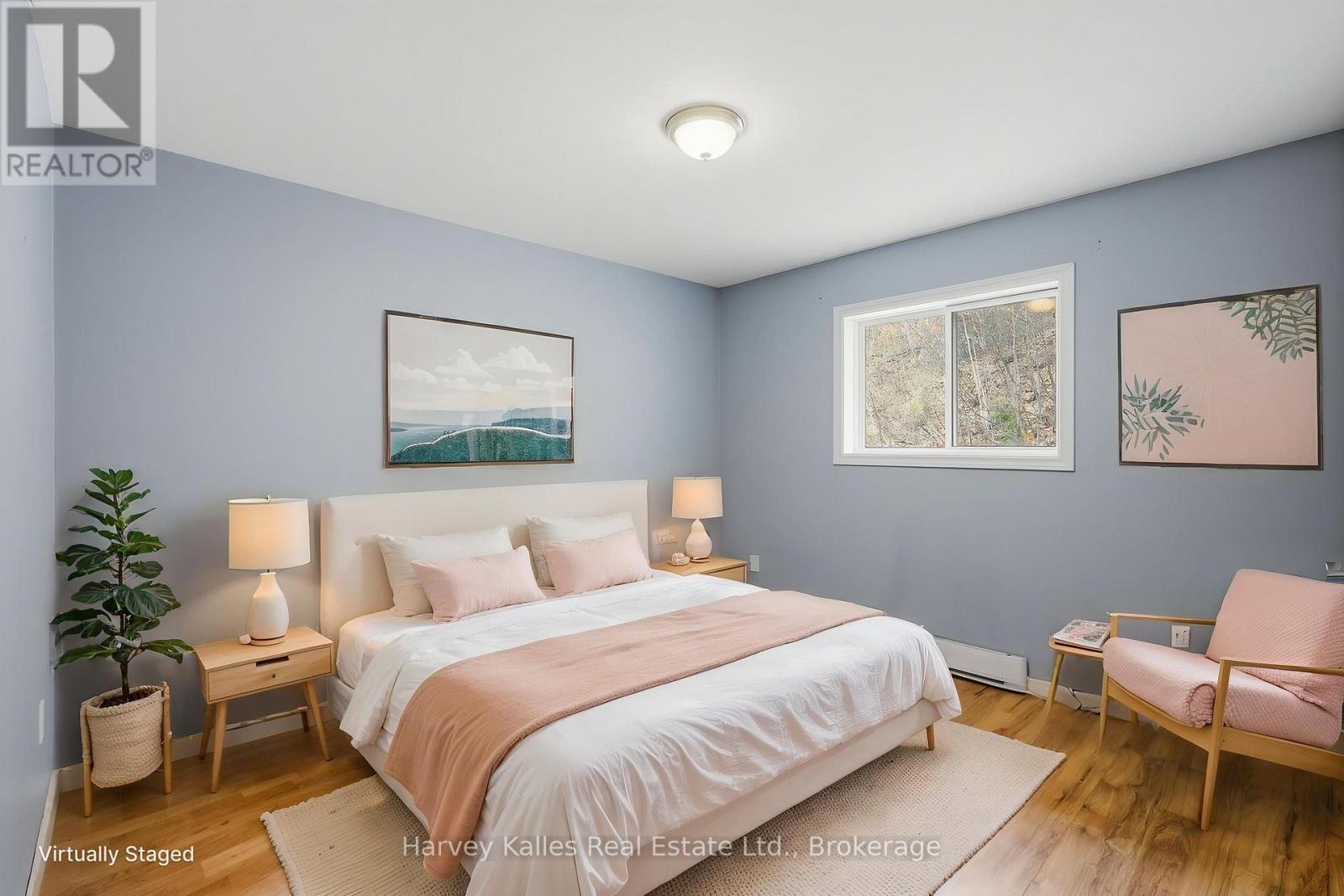 25 FERNDALE ROAD - 21