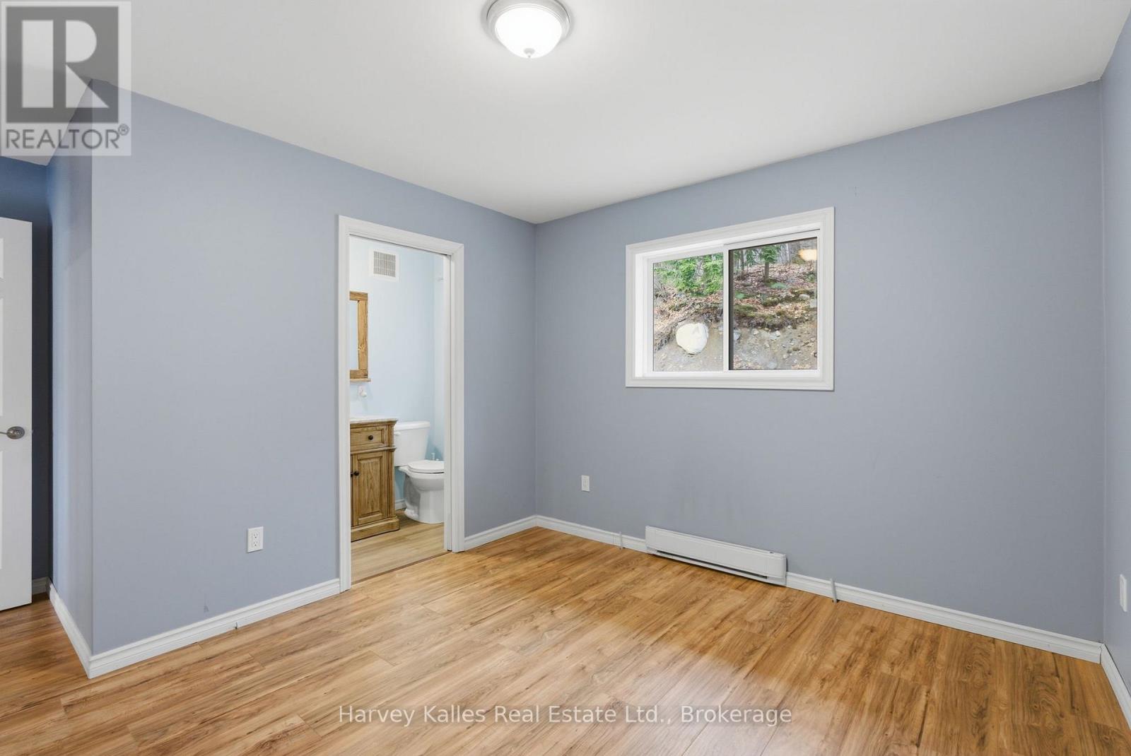 25 FERNDALE ROAD - 26