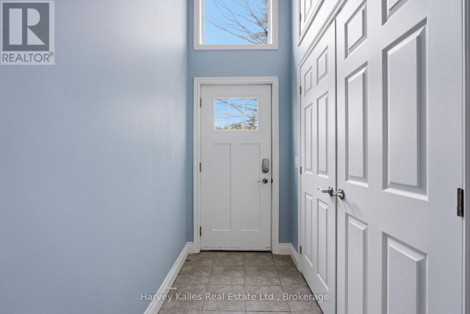 25 FERNDALE ROAD - 29