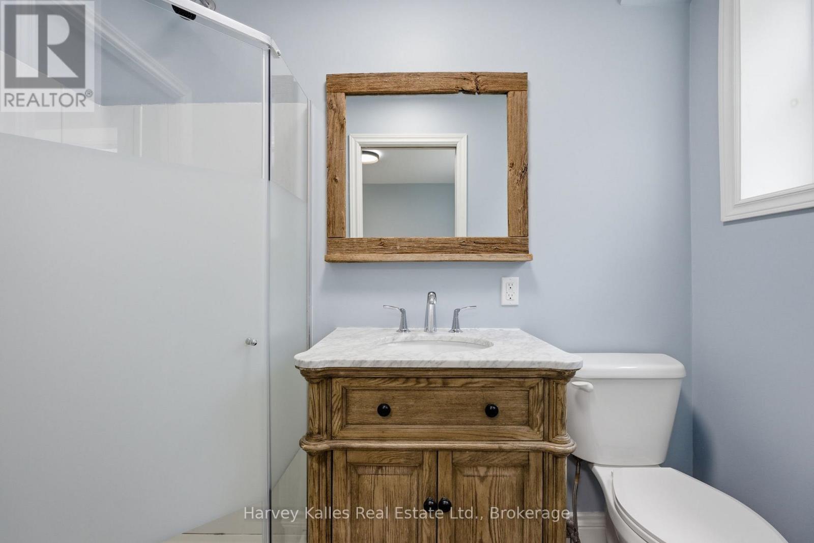 25 FERNDALE ROAD - 46
