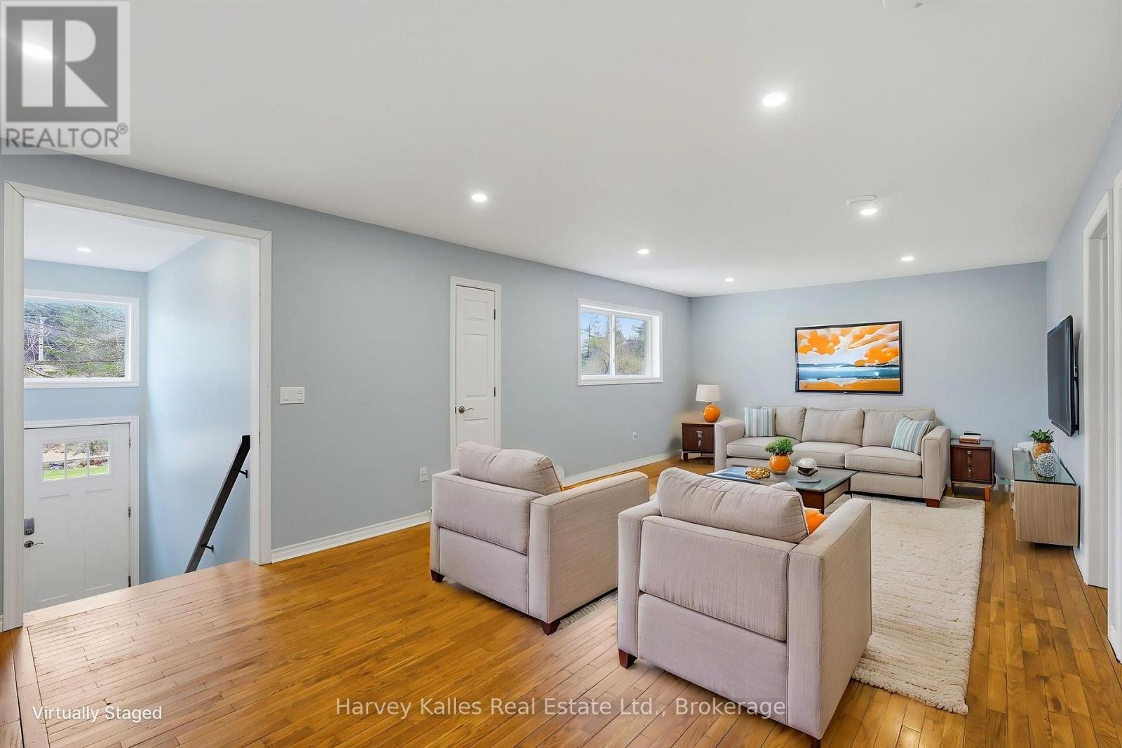 25 FERNDALE ROAD - 8