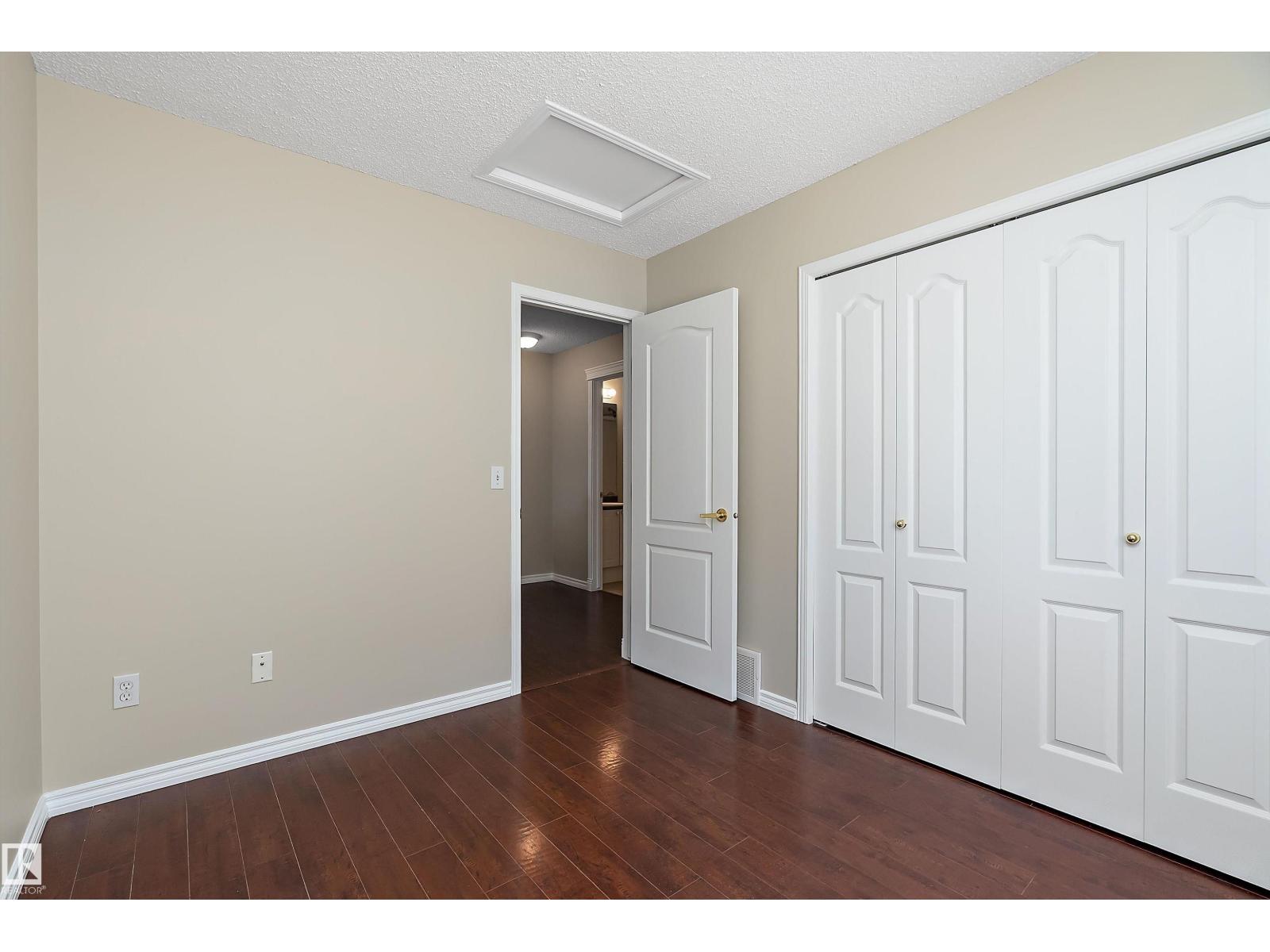 #4 1780 GLASTONBURY BV NW, Edmonton