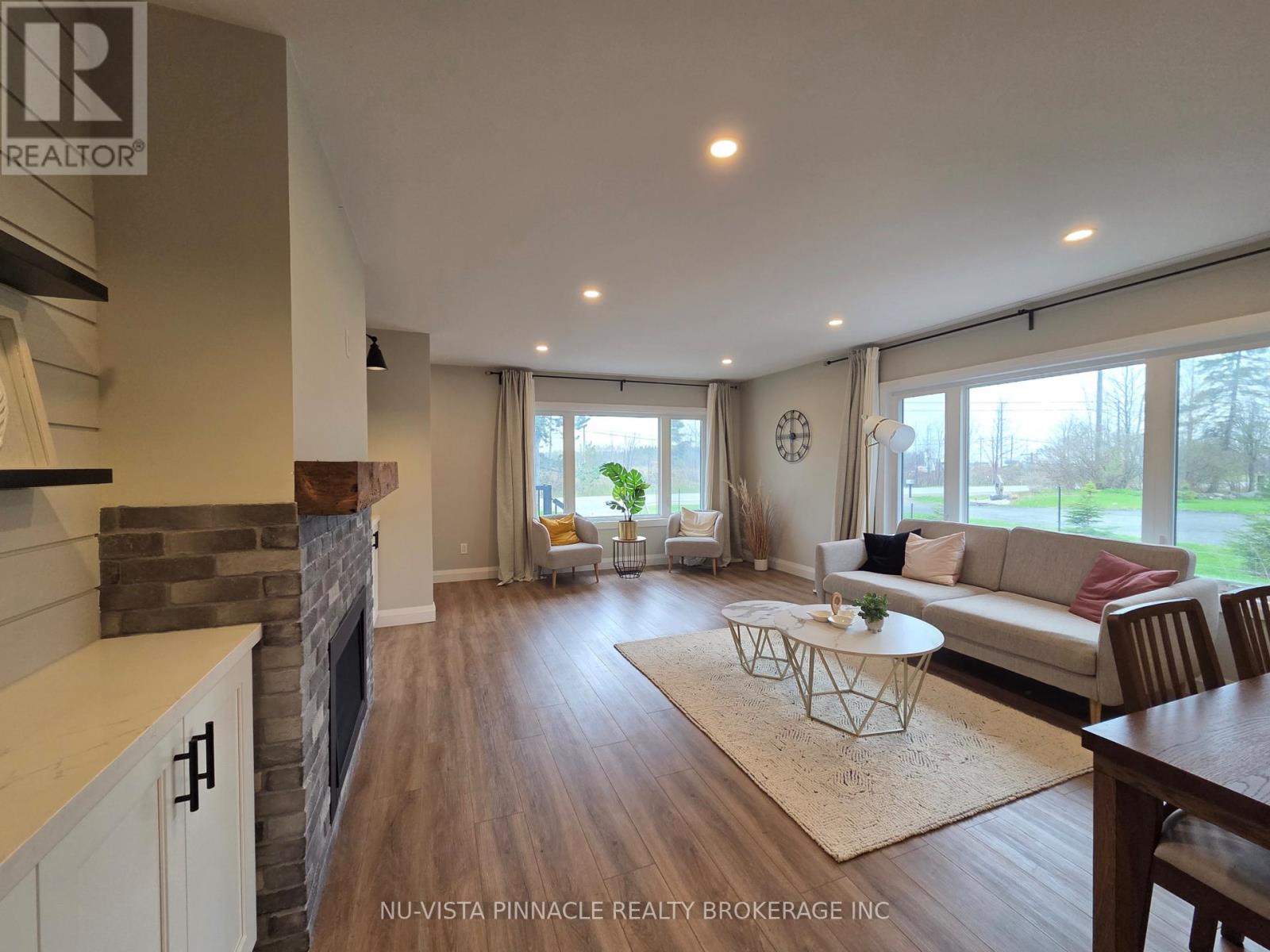 7142 HIGHWAY 7 - 20