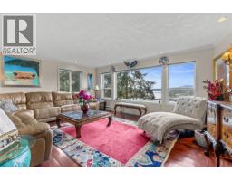 Ensuite - 5301 Sooke Rd, Sooke, BC V9Z0E8 Photo 12