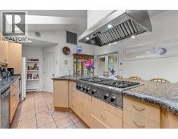 Ensuite - 5301 Sooke Rd, Sooke, BC V9Z0E8 Photo 14