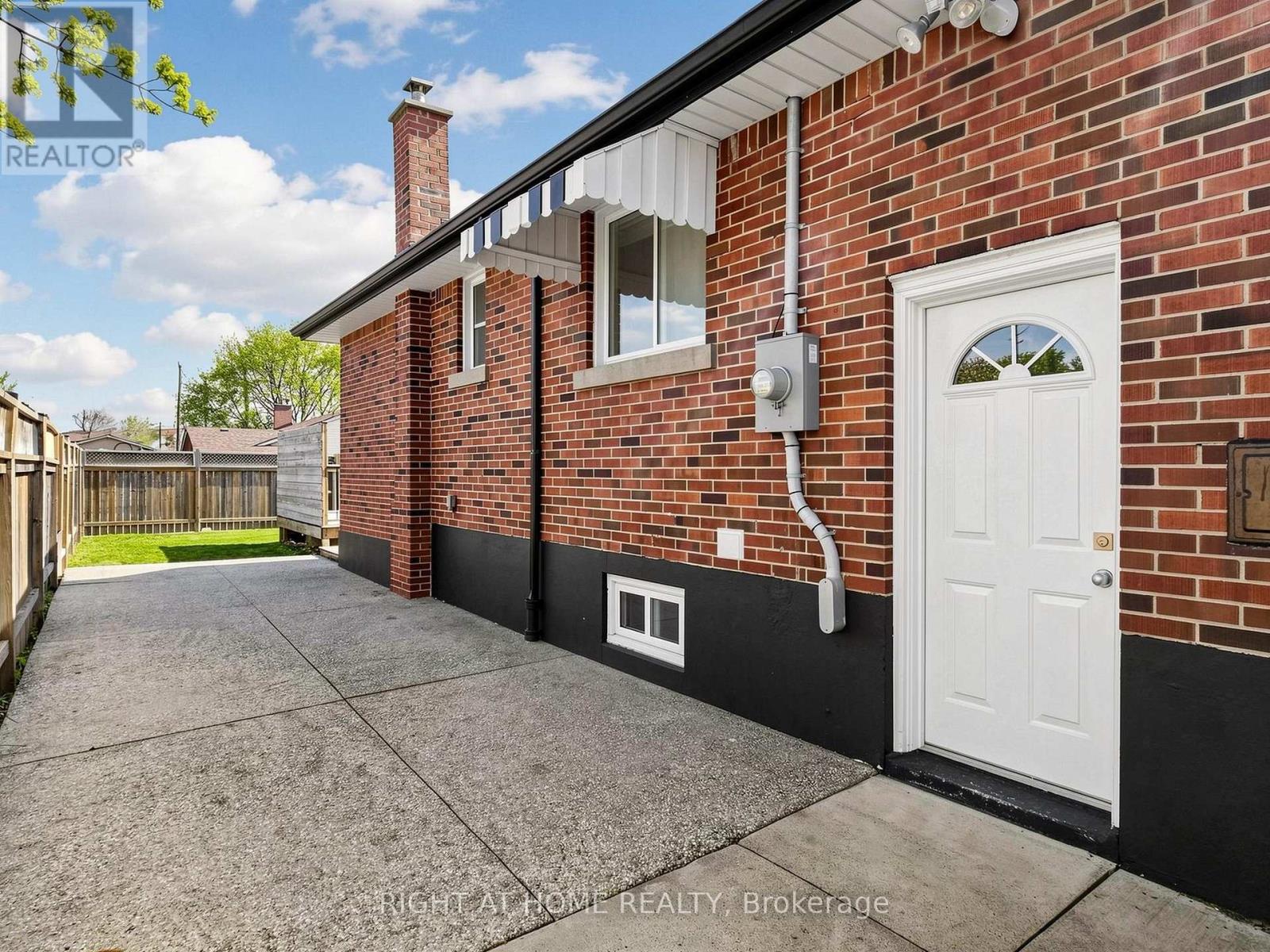 1 WELBOURN DRIVE - 27